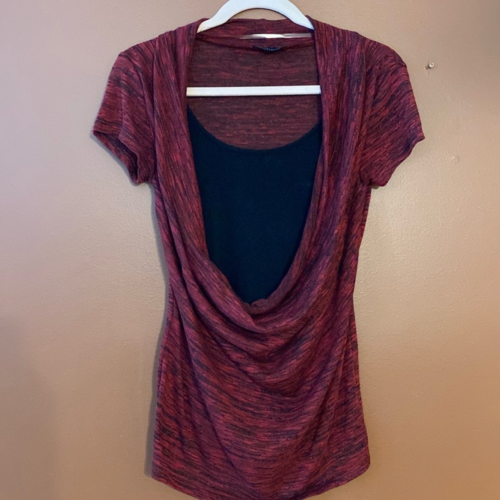 Eclipse ladies blousy T-shirt in heathered burgundy and black. Size extra small.